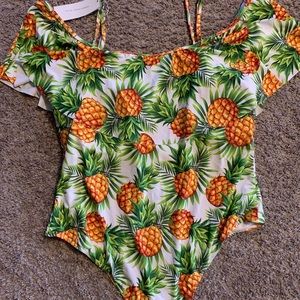 One piece off-the-shoulder flounce swimsuit (plus)